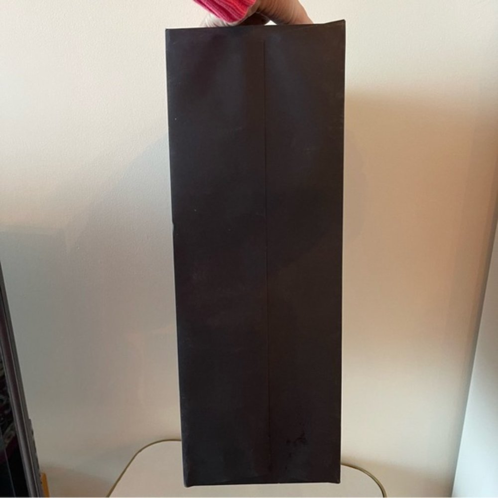 Authentic Large Gucci Black Paper shopping Bag for purse - Picture 5 of 8